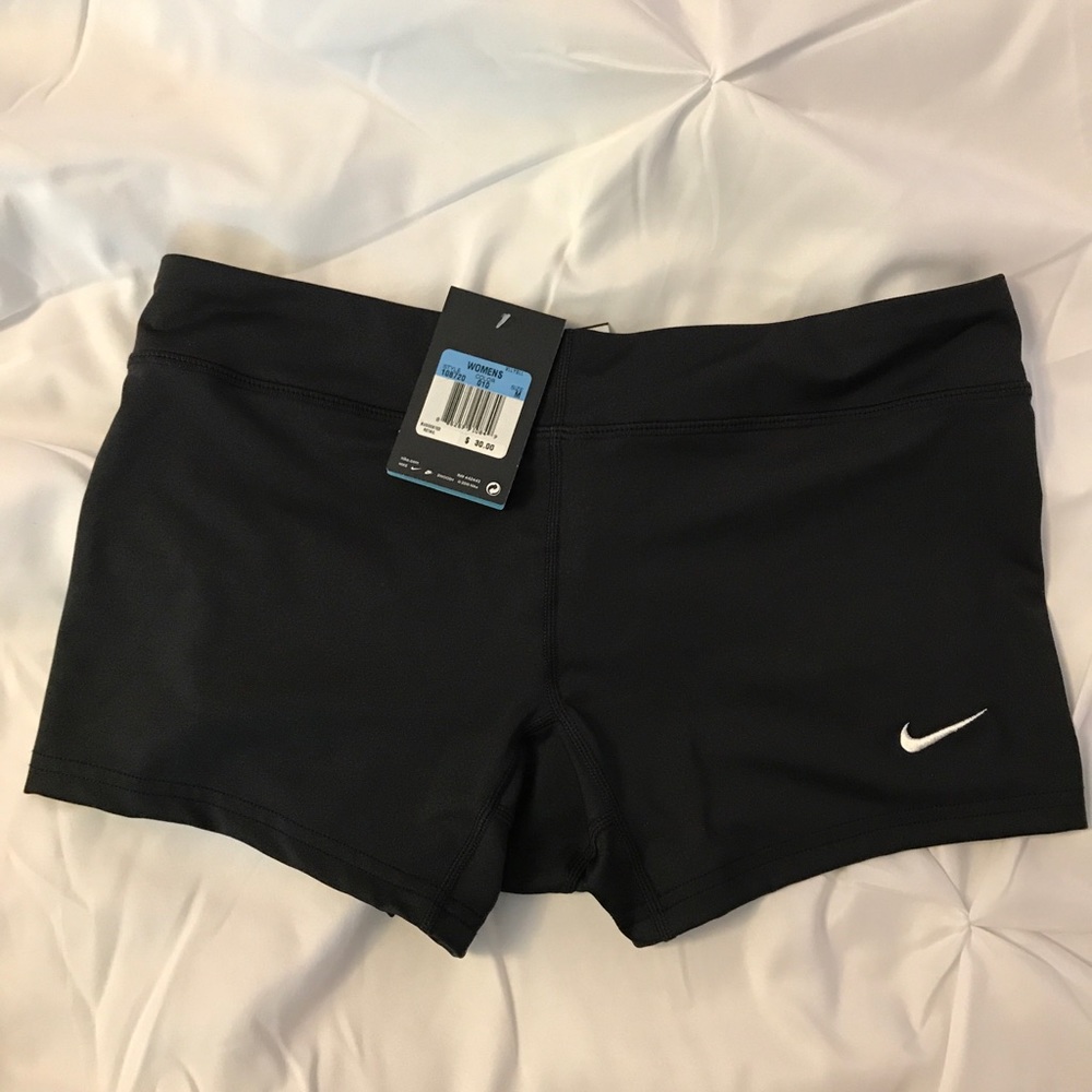 NWT NIKE VOLLEYBALL SPANDEX
